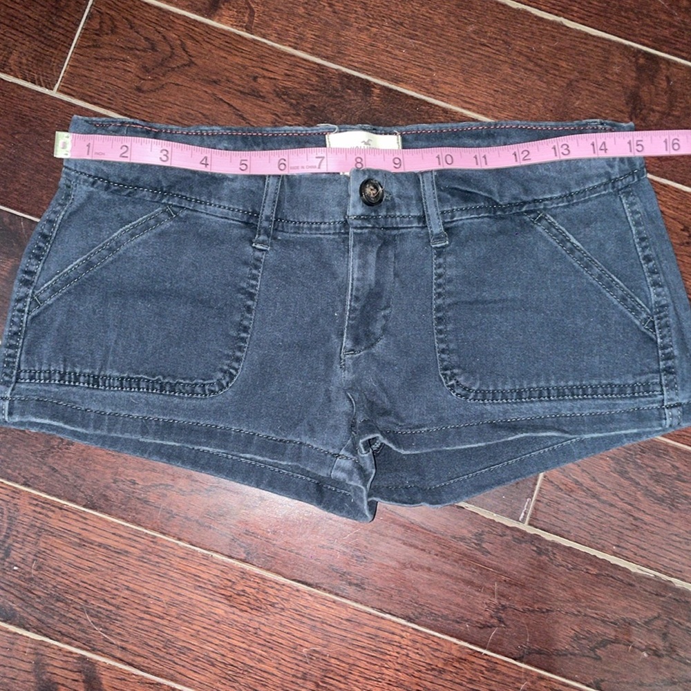 Hollister Navy Shorts - Picture 4 of 5